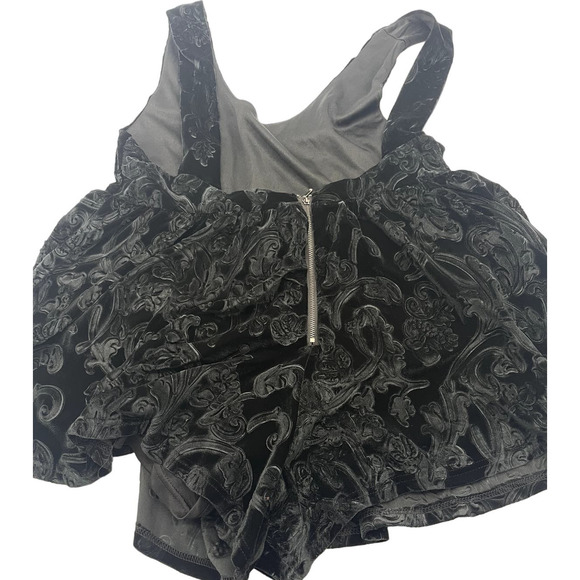 Paper Heart Black Velvet Romper - Picture 6 of 6